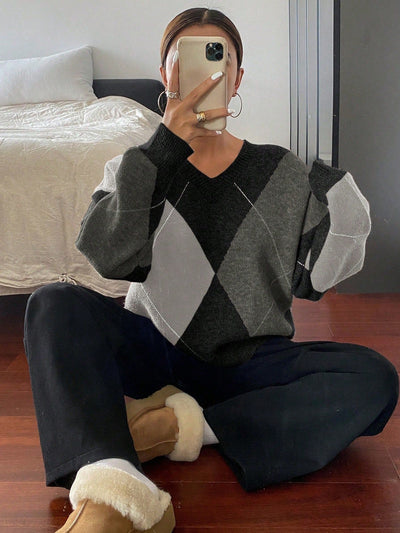 Retro Hit Color Diamond Lattice V-neck Sweater Women's Korean Style Idle Style